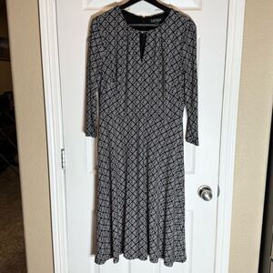 Lauren Ralph Lauren Black and White Dress 3/4 Sleeve Size 10 Scoop Neck
